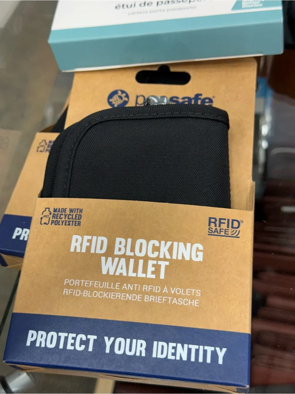 Pacsafe RFID Blocking Wallet - Black
